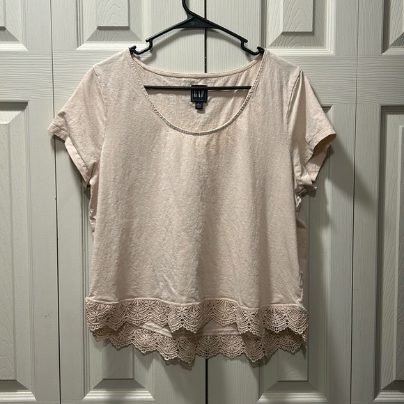 Ladies Lace Trim Hem Blouse - Picture 1 of 5